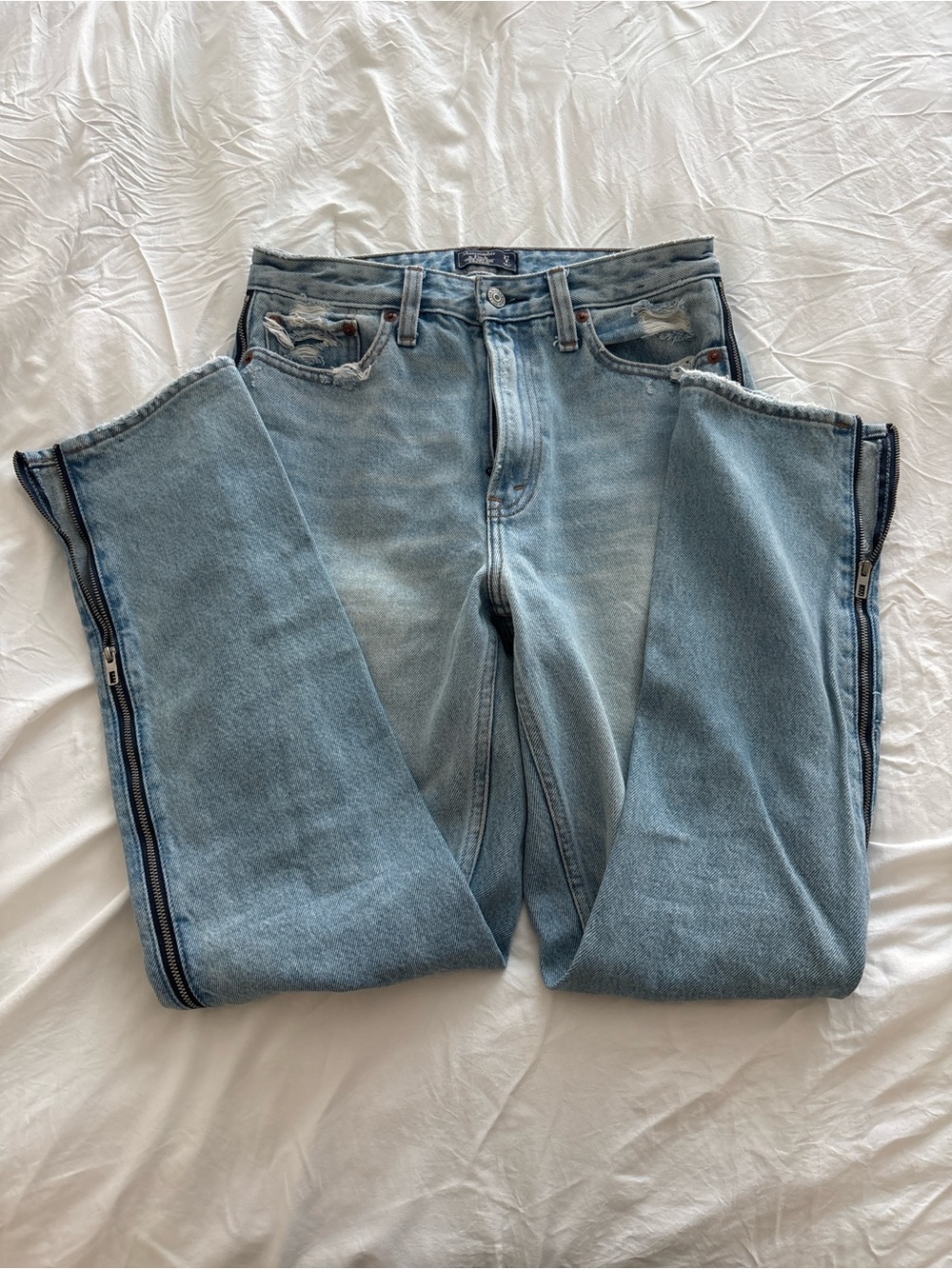 Abercrombie & Fitch Side Zipper Women’s Jeans